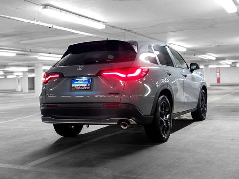 Certified 2023 Honda HR-V Sport image 6