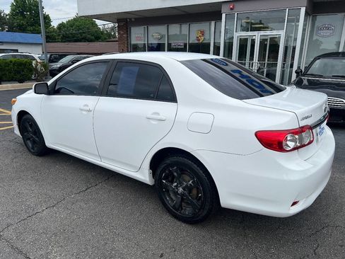 Used 2011 Toyota Corolla LE FWD image 12