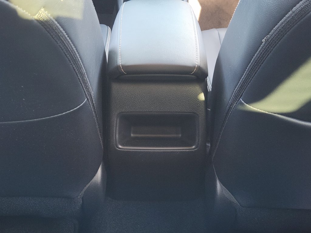 Used 2020 Toyota Corolla XLE w/ Carpet Mat Package (TMS) FWD image 28