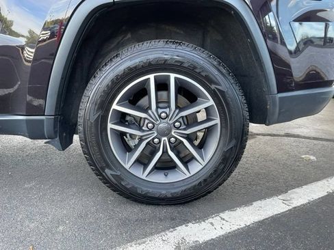 Used 2021 Jeep Grand Cherokee Limited AWD/4WD image 36