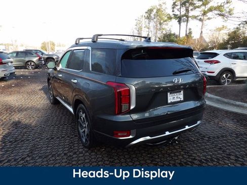 Used 2022 Hyundai Palisade Calligraphy w/ Winter Package image 9