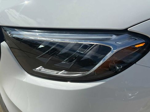 Used 2026 Mercedes-Benz GLC 300 image 10