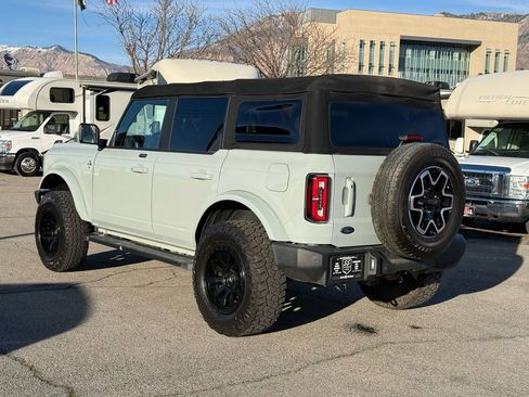 Used 2021 Ford Bronco Outer Banks image 9