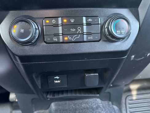 Used 2019 Ford F250 XLT w/ XLT Value Package image 31