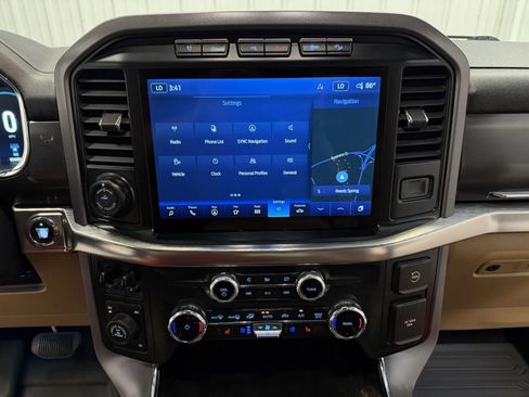 Used 2022 Ford F150 Lariat w/ Max Trailer Tow Package AWD/4WD image 36