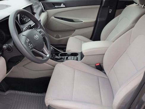Used 2019 Hyundai Tucson SE image 12