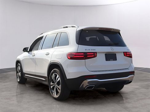 New 2026 Mercedes-Benz GLB 250 4MATIC image 5