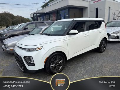 Used 2022 Kia Soul EX