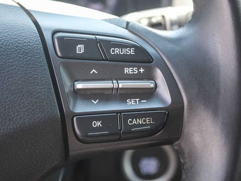 Used 2021 Hyundai Kona SEL FWD image 33