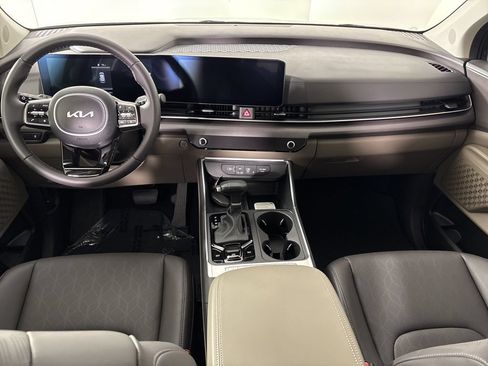 New 2026 Kia Carnival EX FWD image 35