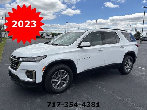 Used 2023 Chevrolet Traverse LT AWD/4WD image 1