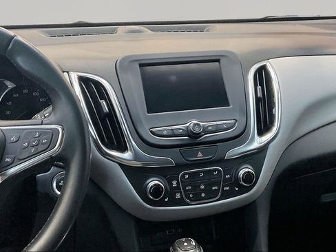 Used 2021 Chevrolet Equinox LT FWD image 11