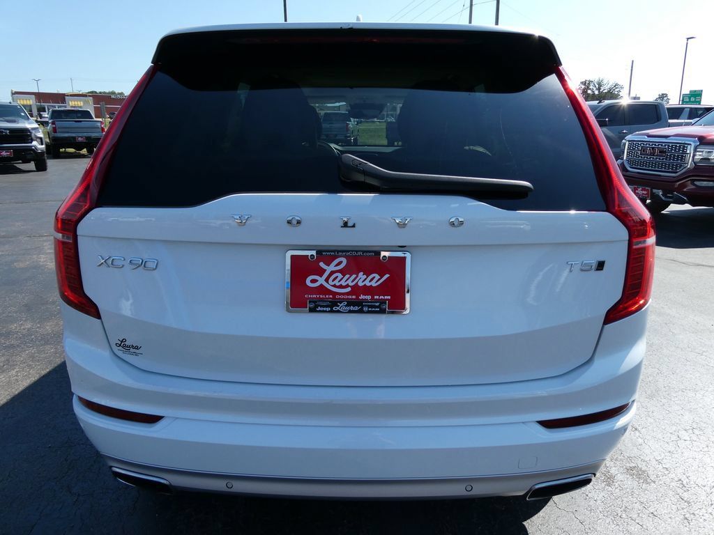 Used 2021 Volvo XC90 T5 Momentum w/ Advanced Package AWD/4WD image 6