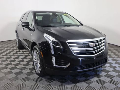 Used 2019 Cadillac XT5 Premium Luxury FWD image 3