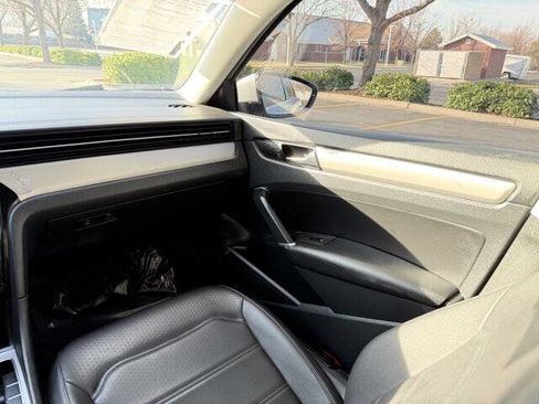 Used 2020 Volkswagen Passat 2.0T SE image 19