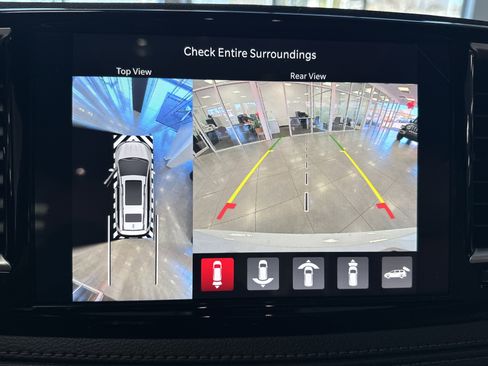 New 2026 Chrysler Pacifica Pinnacle FWD image 24