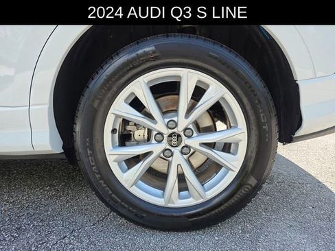 Used 2024 Audi Q3 2.0T Premium Plus w/ Premium Plus Package AWD/4WD image 16