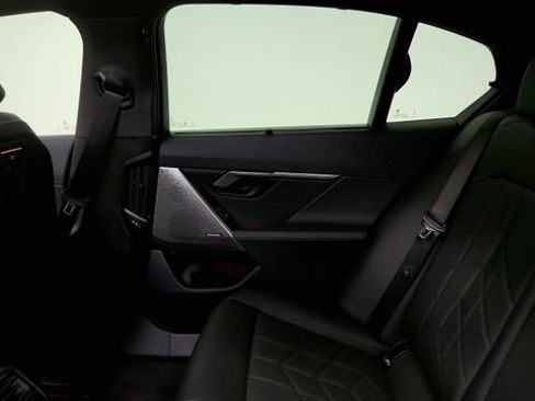 Used 2026 BMW 530i RWD image 43