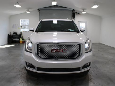 Used 2016 GMC Yukon Denali w/ Open Road Package image 3