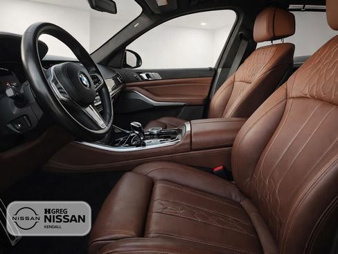 Used 2020 BMW X5 M50i w/ Executive Package image 8