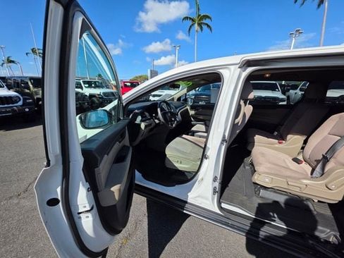 Used 2021 Honda Odyssey LX image 9