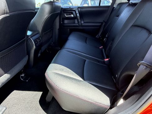 Certified 2024 Toyota 4Runner TRD Off-Road Premium w/ Moonroof Package AWD/4WD image 23