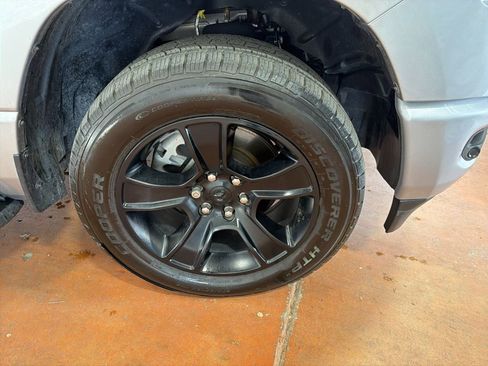 Used 2023 RAM 1500 Big Horn image 10