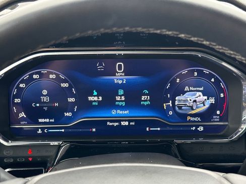 Used 2024 Chevrolet Silverado 2500 ZR2 w/ Technology Package image 20