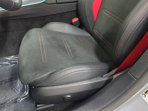 Used 2025 Mercedes-Benz E 53 AMG e 4MATIC Sedan image 29