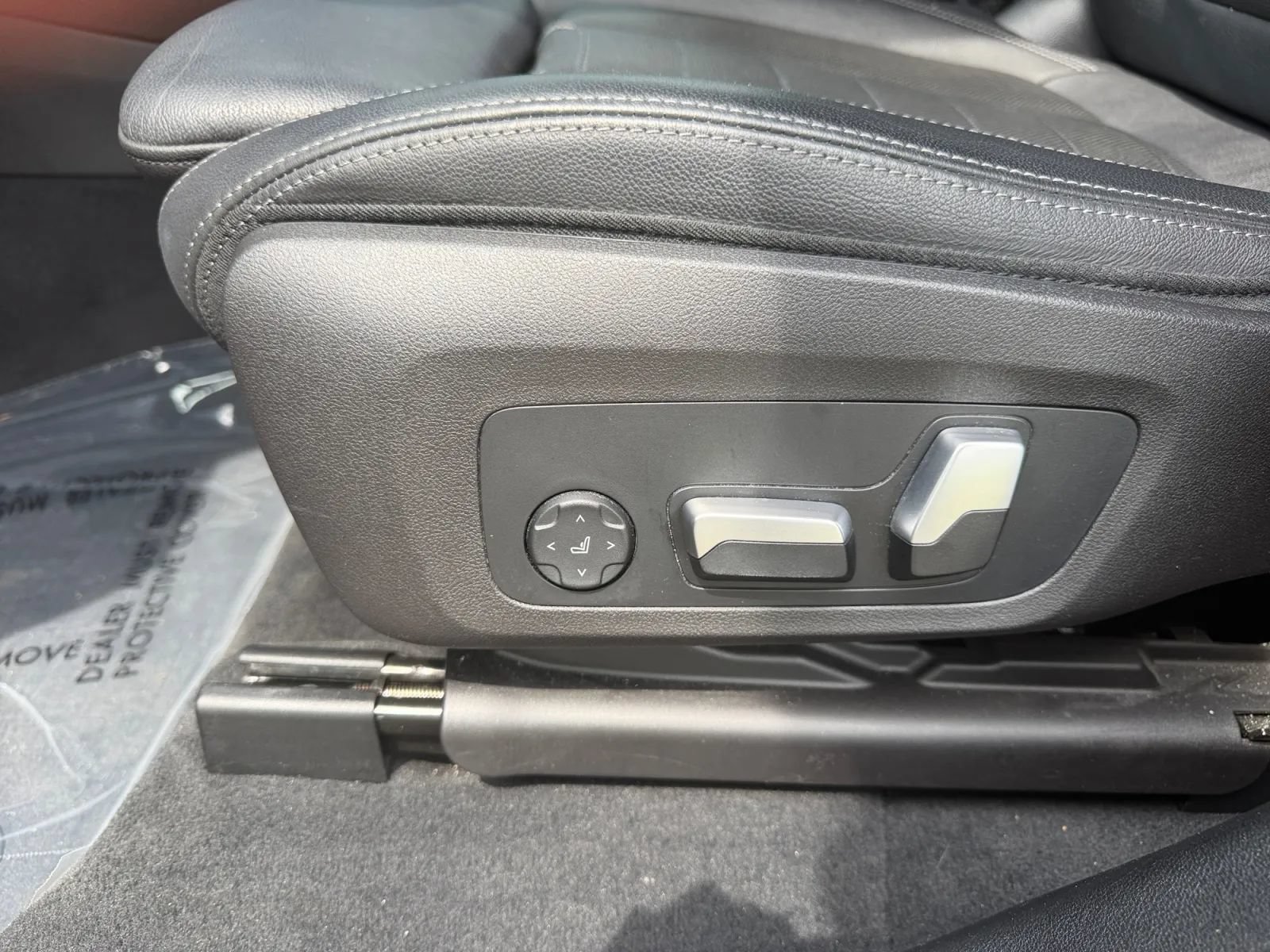 Used 2022 BMW X4 M40i AWD/4WD image 17