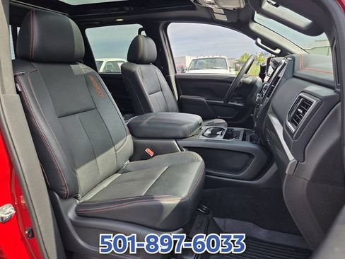 Used 2024 Nissan Titan PRO-4X w/ Pro-4x Convenience Package AWD/4WD image 16