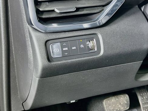 Used 2024 GMC Acadia Elevation AWD/4WD image 10