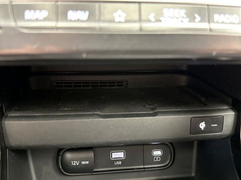 Used 2024 Kia Seltos SX w/ SX Sunroof Package AWD/4WD image 18
