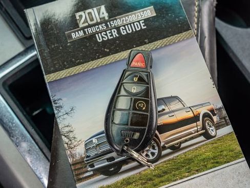 Used 2014 RAM 1500 Sport RWD image 40