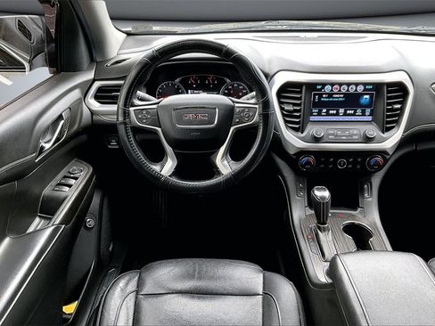 Used 2019 GMC Acadia SLT image 8