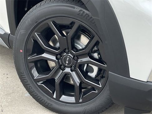 New 2025 Honda Pilot Touring image 10