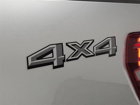 Used 2024 Ford F150 Lariat w/ Equipment Group 502A High image 7