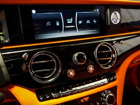 Used 2024 Rolls-Royce Ghost AWD/4WD image 28