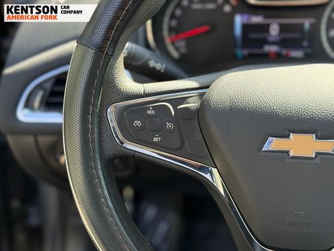 Used 2018 Chevrolet Cruze LT w/ Sun And Sound Package image 17