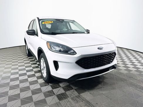 Used 2022 Ford Escape SE w/ Convenience Package image 2