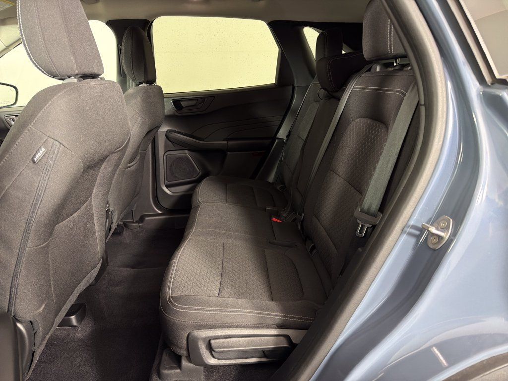 Used 2023 Ford Escape Active w/ Tech Pack #1 AWD/4WD image 20