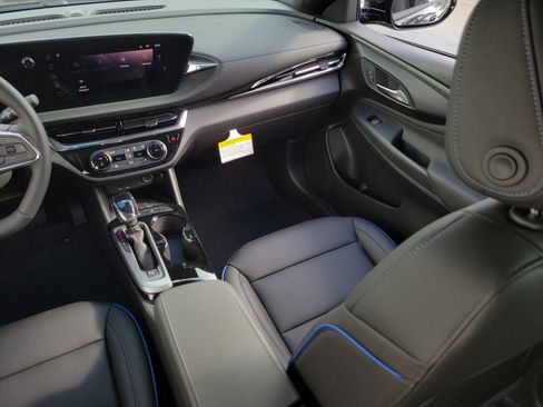 New 2026 Buick Envista Sport Touring image 16