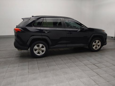 Used 2019 Toyota RAV4 XLE FWD image 10