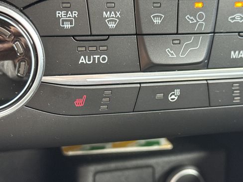 Used 2020 Ford Escape SEL FWD image 23