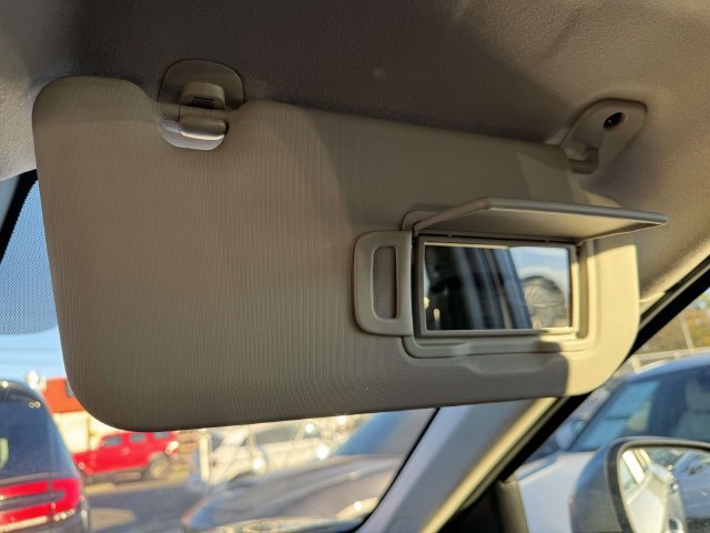 Used 2025 Nissan Kicks SV FWD image 38