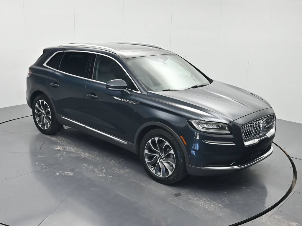 Used 2021 Lincoln Nautilus Reserve w/ Equipment Group 201A FWD image 32