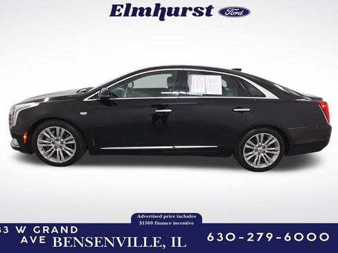 Used 2018 Cadillac XTS Luxury image 2