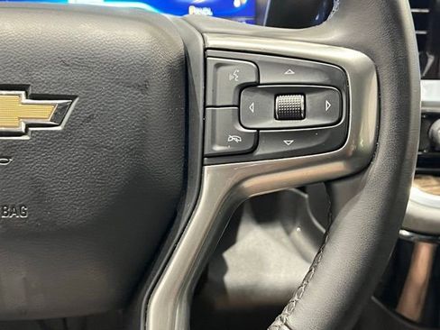 Used 2023 Chevrolet Silverado 1500 LT AWD/4WD image 28
