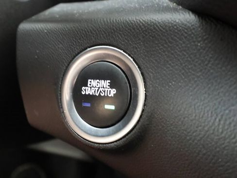 Used 2023 GMC Terrain SLT image 19