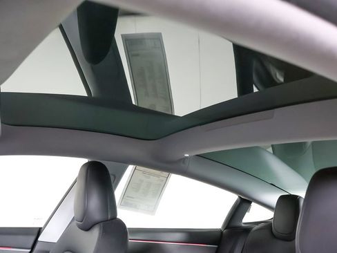 Used 2024 Tesla Model 3 Standard Range RWD image 20